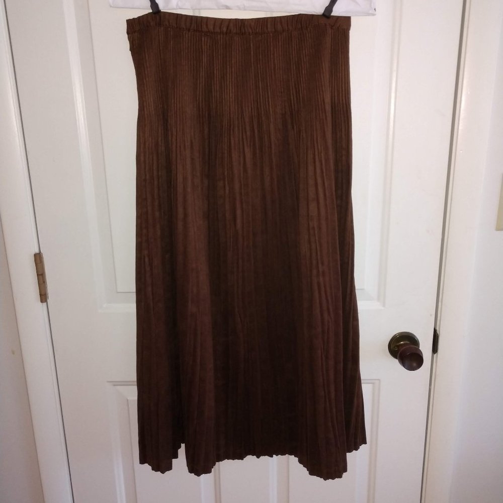 Coldwater Creek brown broomstick faux suede skirt
